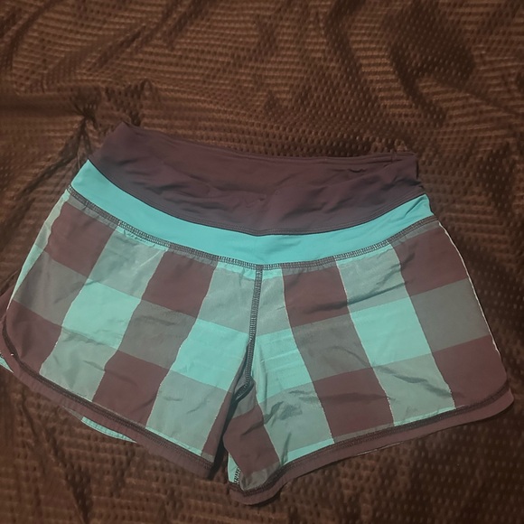 Lululemon plaid shorts - Picture 1 of 7